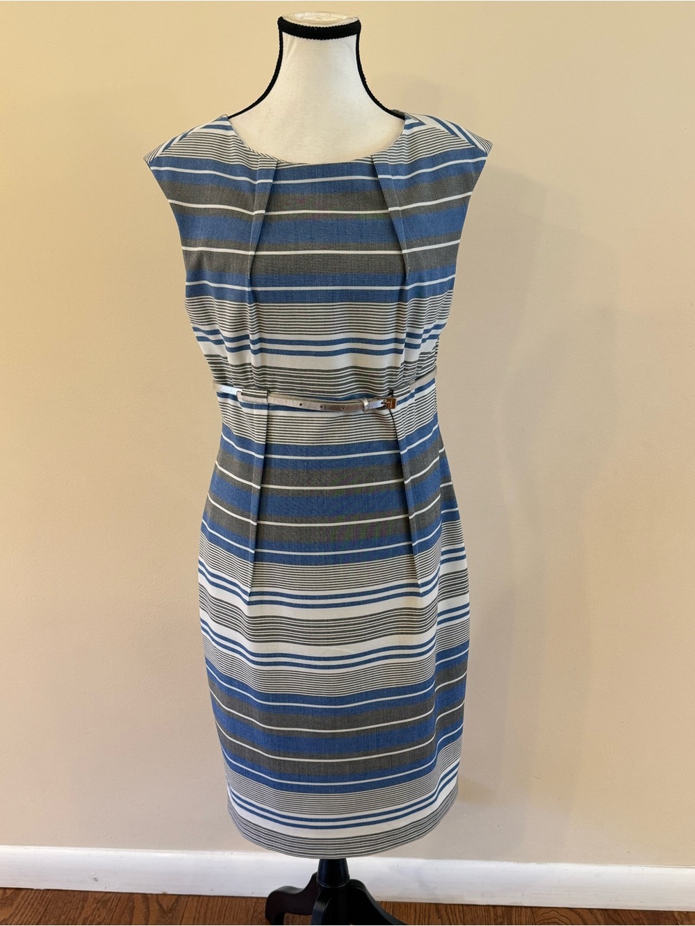 Calvin Klein Blue and Gray Striped Cap-Sleeve Sheath Dress size 8